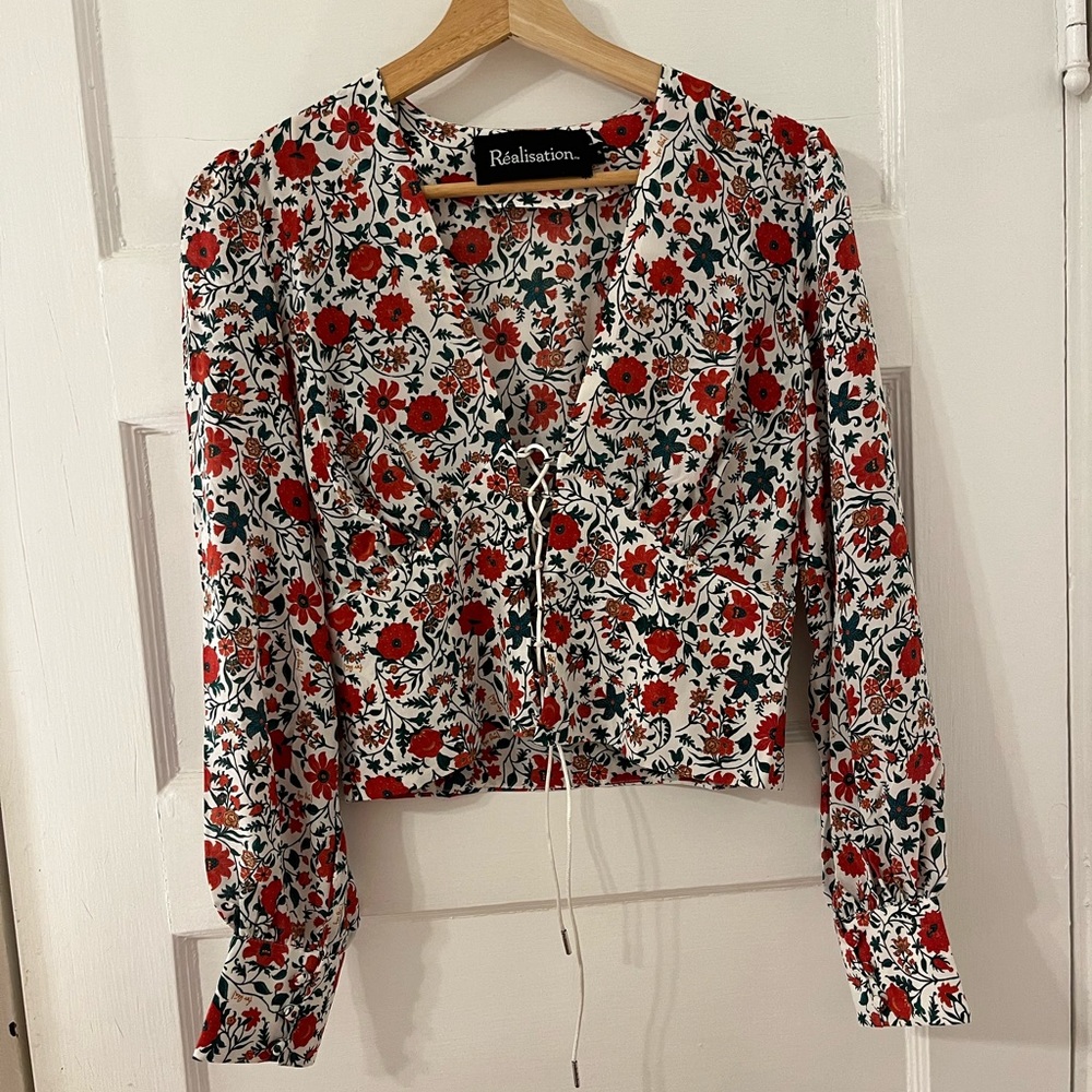 Realisation Par Bennie Top in White Batik Floral Small